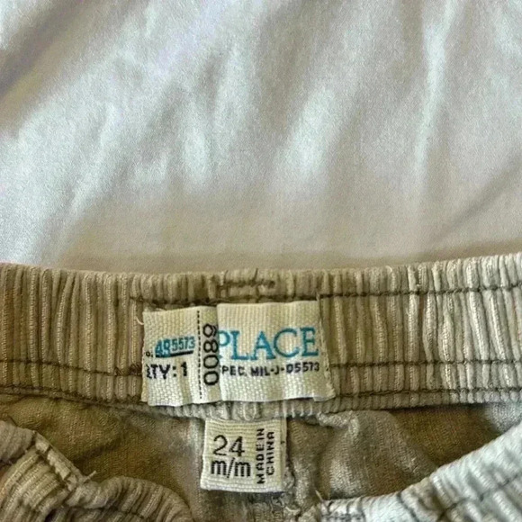 The Children's Place  - 2 piece toddler outfit/set. Size 2 - Picture 5 of 6